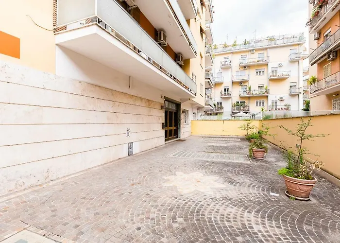 Jnd Holidays Near San Peter * Rome